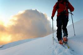 Fotoroleta góra mężczyzna sport pejzaż śnieg