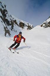 Naklejka wzgórze szwecja narciarz