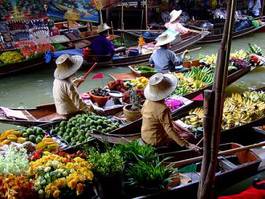 Naklejka łódź woda rynek warzywo bangkok