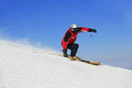 Fotoroleta mężczyzna trasa narciarska śnieg niebo