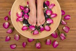 Plakat woda aromaterapia piękny masaż pedicure