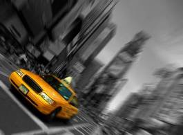 Obraz na płótnie Żółta taksówka w ruchu