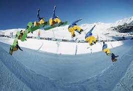 Fototapeta snowboard góra narty zimą