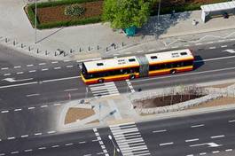 Obraz na płótnie warszawa autobus ulica miejski transport