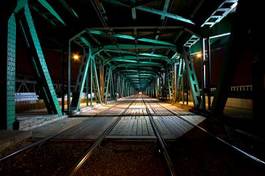 Naklejka warszawa wiadukt noc tramwaj