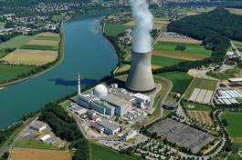 Naklejka szwajcaria energia reaktor ren chłodnia kominowa