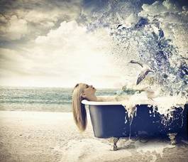 Naklejka kobieta woda niebo vintage 3d