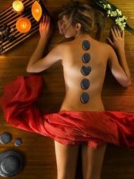 Fototapeta masaż kamieniami spa