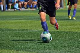 Fotoroleta boisko piłki nożnej zabawa fitness chłopiec