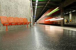 Naklejka miasto ruch tunel stacja kolejowa peron