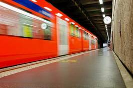 Naklejka tunel metro szwajcaria