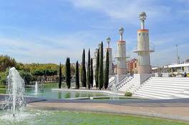 Naklejka woda barcelona hiszpania kolumna parku