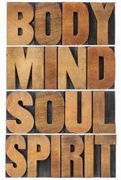 Naklejka napis: ciało, umysł, dusza, duch
