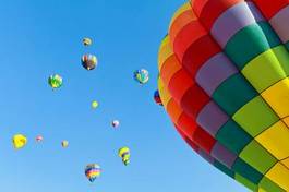 Naklejka błękitne niebo balon transport sport