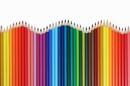 Naklejka zestaw kolorowych kredek szkolnych