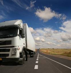 Obraz na płótnie transport autostrada ciężarówka droga niebo