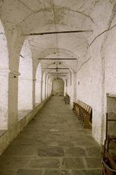 Fotoroleta architektura korytarz kolumna sanktuarium kościół