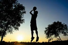 Plakat koszykówka sport piłka mężczyzna niebo
