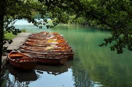Naklejka chorwacja łódź las