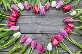 Fotoroleta wzór serce z kolorowych tulipanów