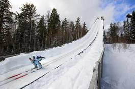 Naklejka mężczyzna sportowy szczyt sport narty