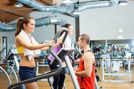 Naklejka kobieta ćwiczenie zdrowy maszyna fitness