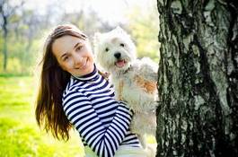 Fotoroleta drzewa park pies ładny uśmiech