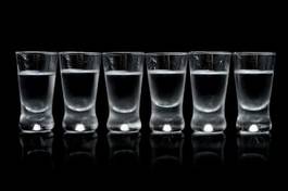 Naklejka woda widok napój alkoholowych