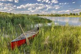 Naklejka łódź woda natura trawa