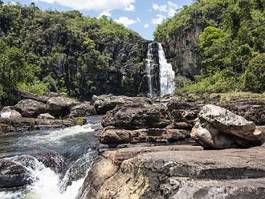 Plakat wodospad ameryka natura góra tropikalny