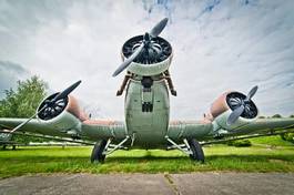Obraz na płótnie lotnictwo maszyna muzeum niebo transport