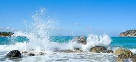 Plakat widok morze plaża klif grecja