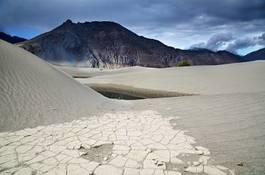 Obraz na płótnie woda szczyt góra pustynia wydma