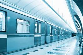 Fototapeta peron metro samochód transport