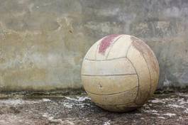 Naklejka stary vintage sport piłka nożna siatkówka