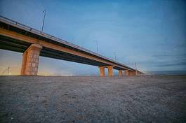 Fotoroleta architektura most piasek skrzyźowaniu