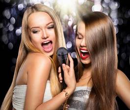 Plakat śpiew karaoke kobieta
