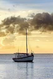Naklejka łódź morze karaibskie wyspa