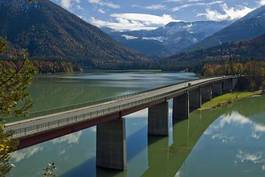 Obraz na płótnie most woda droga alpy