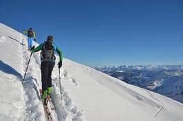 Obraz na płótnie góra mężczyzna sport widok alpy