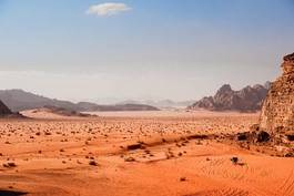 Plakat góra pustynia biegacz pustynny piaskowiec jordania