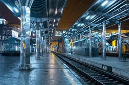 Naklejka peron noc wagon perspektywa metro