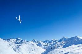 Plakat sporty ekstremalne spokojny alpy lotnictwo panoramiczny