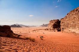 Fototapeta góra offroad pustynia czerwony biegacz pustynny