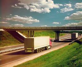 Plakat droga transport ciężarówka wybrzeże most