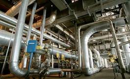 Fotoroleta industrial zone, steel pipelines, valves and pumps