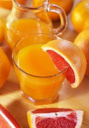 Obraz na płótnie świeży napój witamina owoc szkło