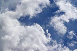 Naklejka blue sky with sunlight clouds