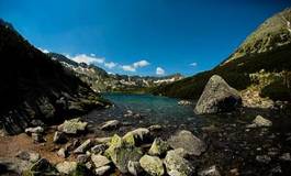 Obraz na płótnie woda tatry klif góra lato