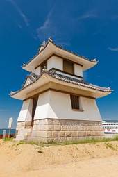 Fotoroleta stary japoński pejzaż wieża